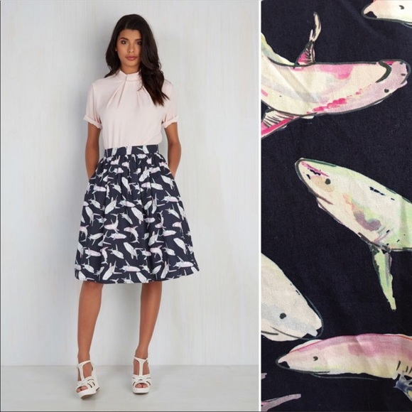 Modcloth Dresses & Skirts - ModCloth Shark Print Fashion Frenzy Skirt Medium